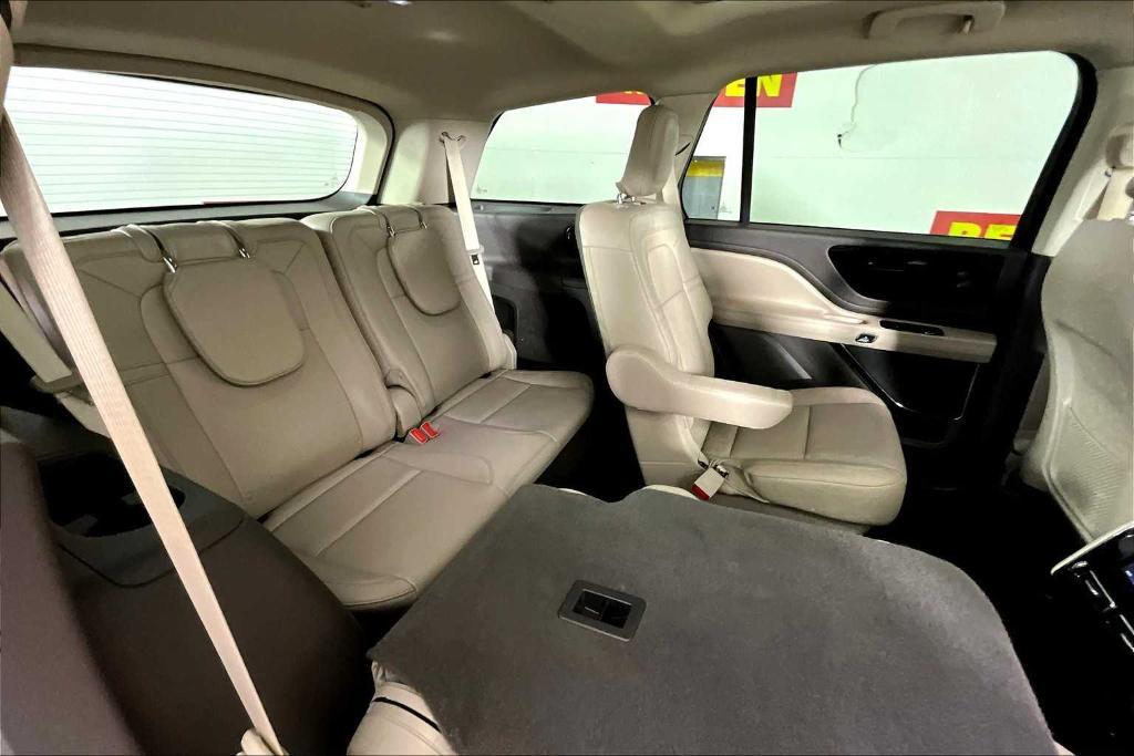 used 2022 Lincoln Aviator car, priced at $36,495