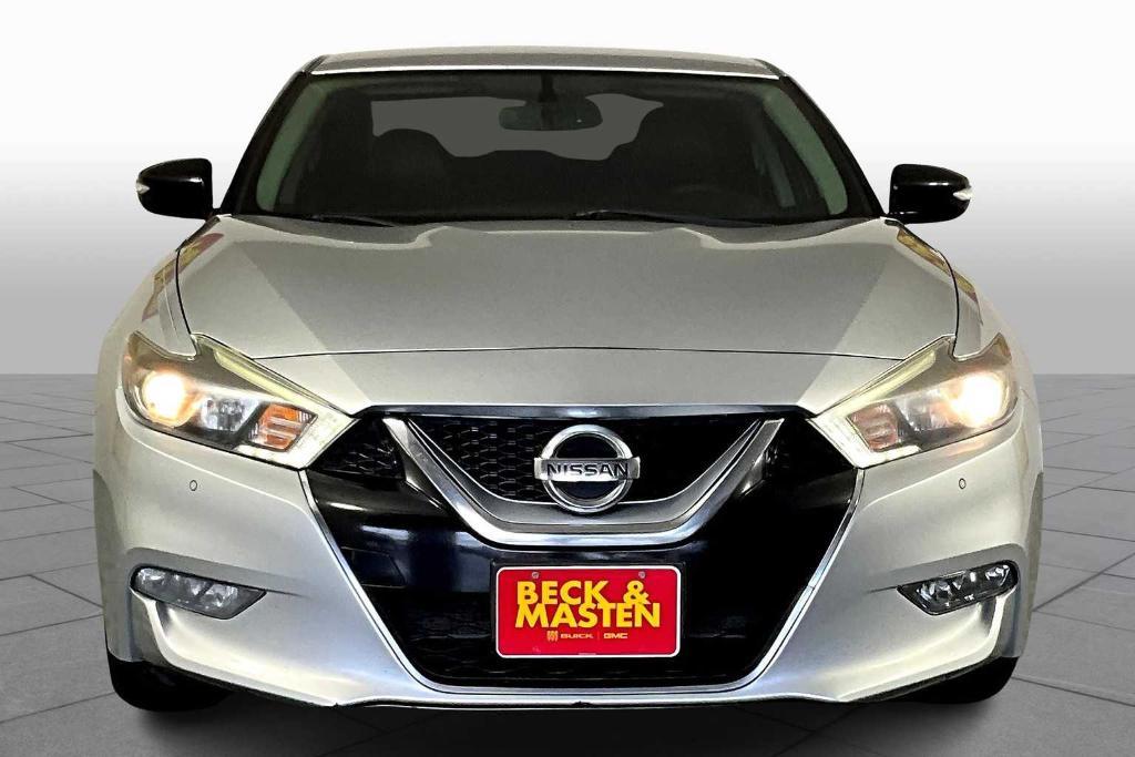 used 2017 Nissan Maxima car, priced at $9,995
