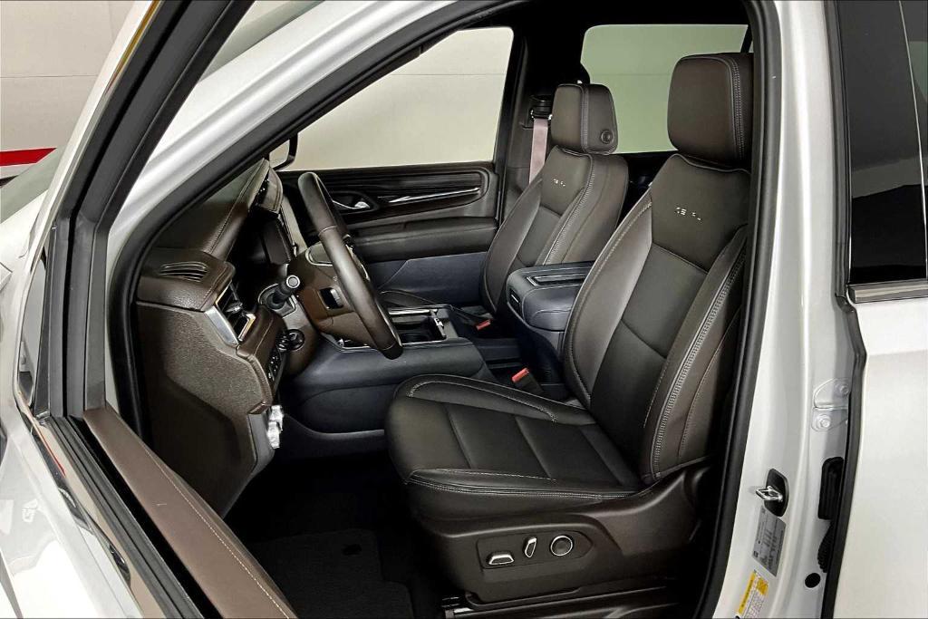 used 2024 GMC Yukon car, priced at $70,885