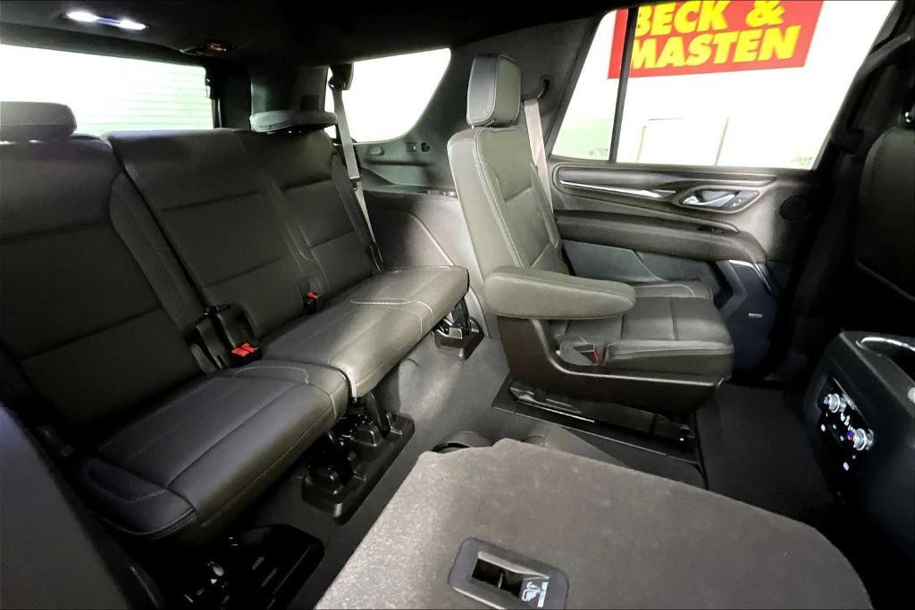 used 2024 GMC Yukon car, priced at $70,885