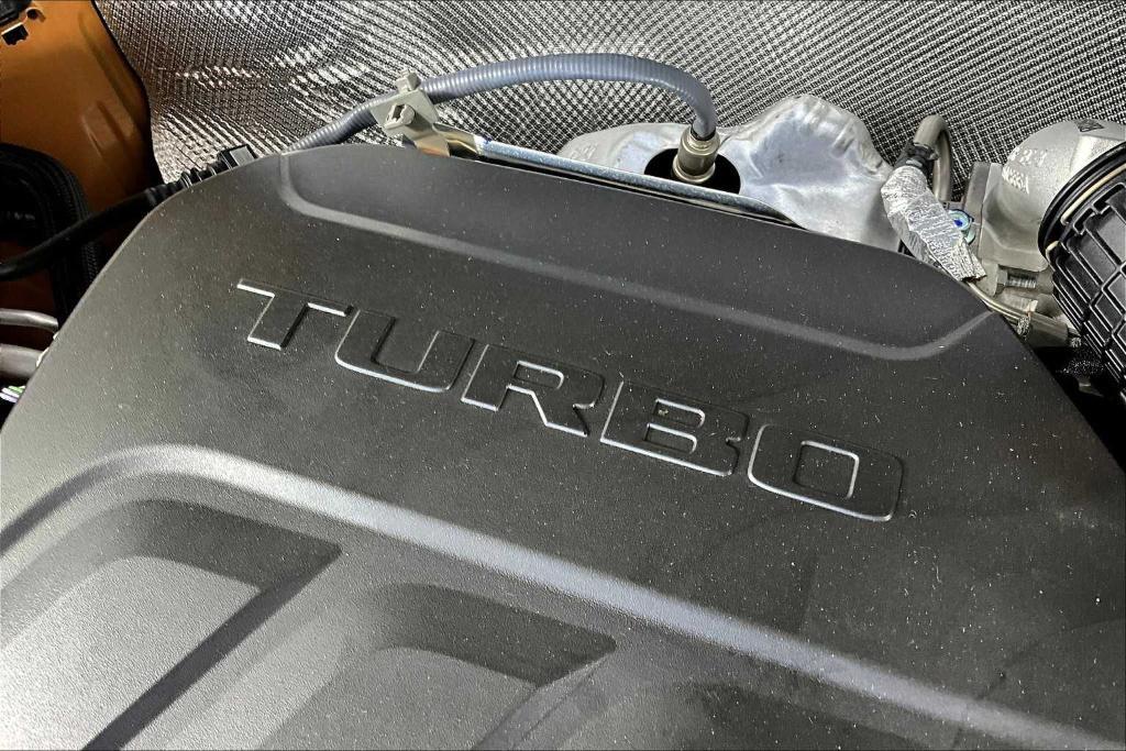 new 2025 Buick Envista car, priced at $31,710