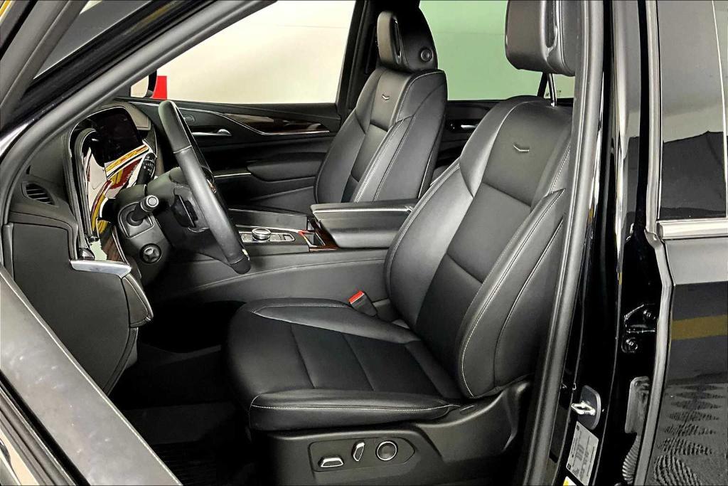 used 2023 Cadillac Escalade car, priced at $62,885