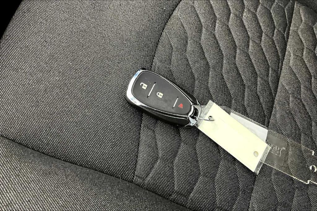 used 2020 Chevrolet Equinox car, priced at $15,695
