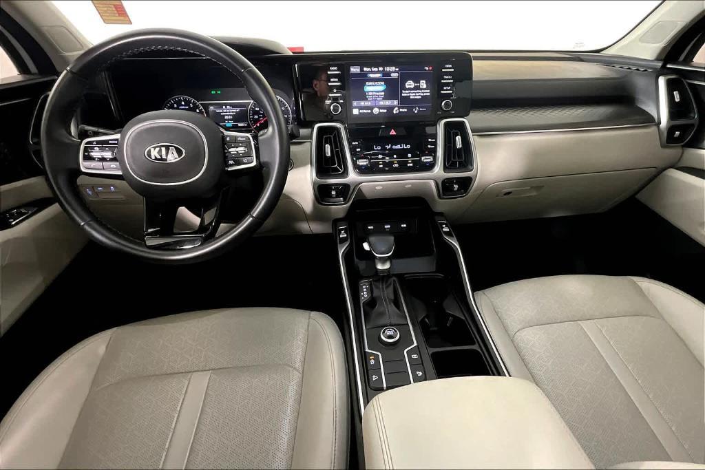 used 2021 Kia Sorento car, priced at $22,495