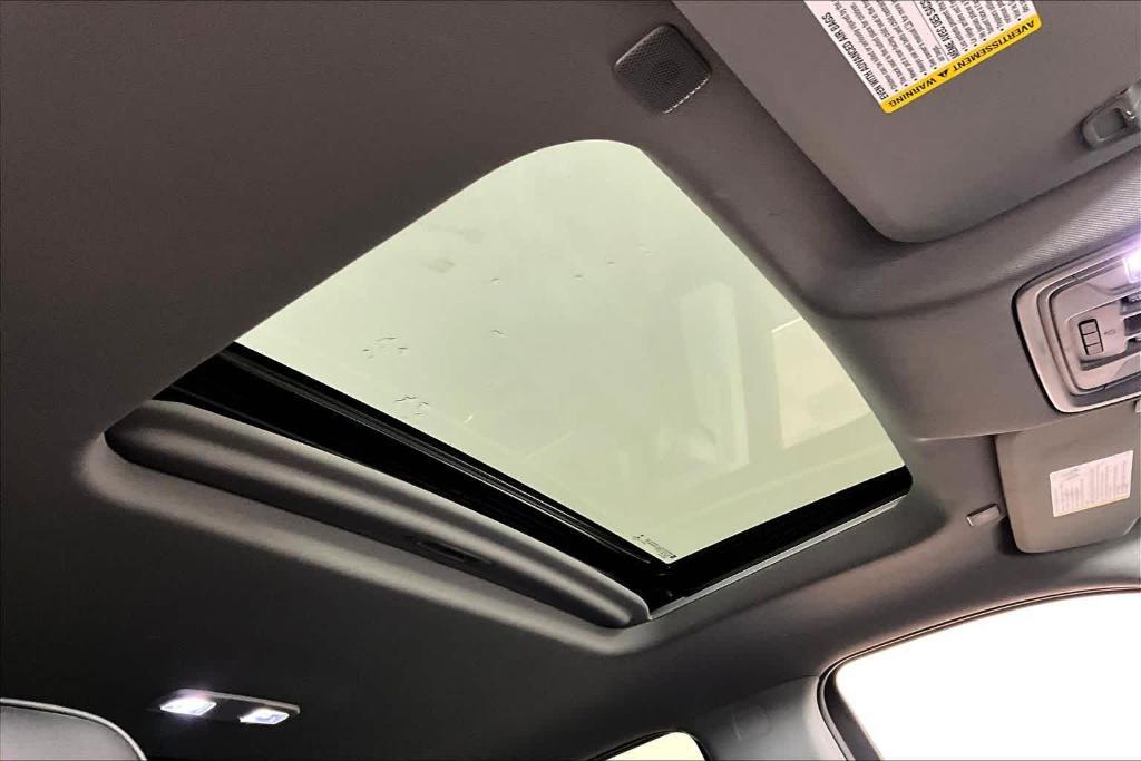 used 2022 GMC Sierra 1500 car, priced at $50,995