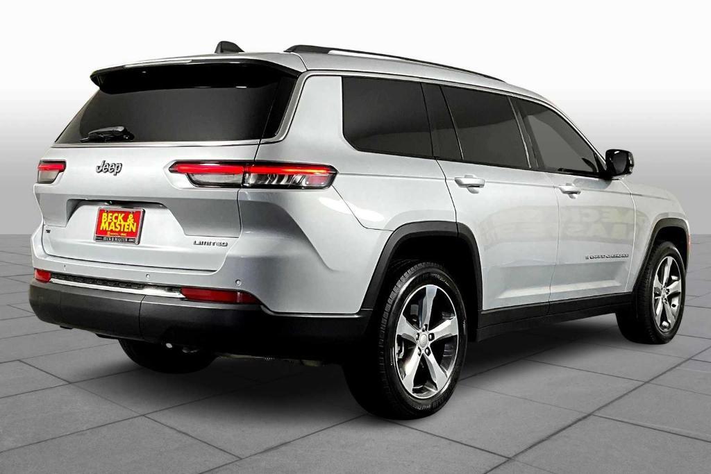 used 2021 Jeep Grand Cherokee L car, priced at $25,745