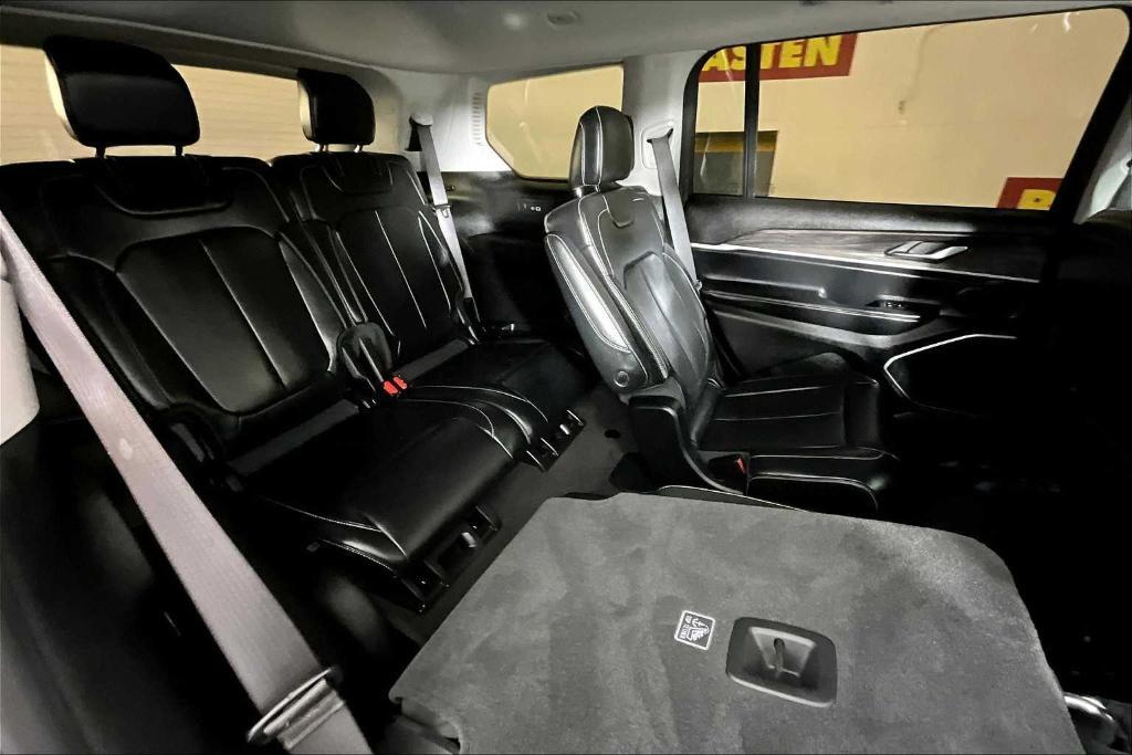 used 2021 Jeep Grand Cherokee L car, priced at $25,745