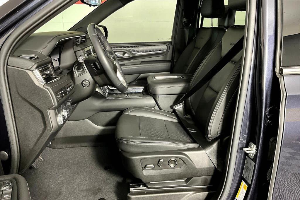 used 2023 GMC Yukon XL car, priced at $62,795