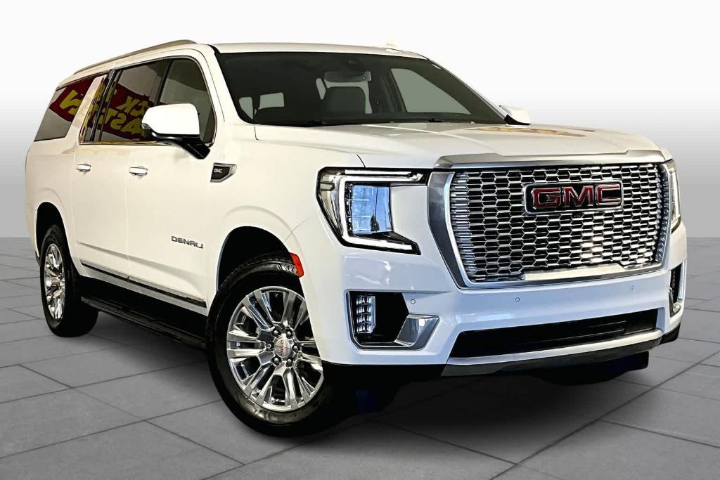 used 2022 GMC Yukon XL car, priced at $61,895