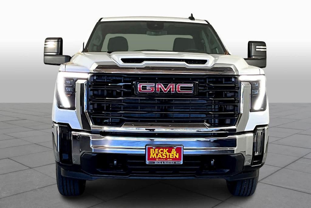 new 2025 GMC Sierra 2500 car, priced at $51,061