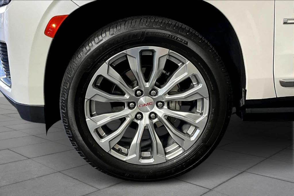 used 2023 GMC Yukon XL car, priced at $59,937