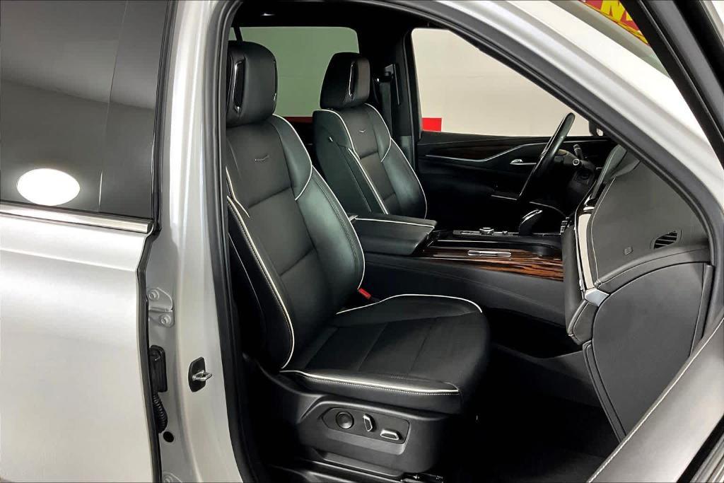 used 2023 Cadillac Escalade car, priced at $68,995