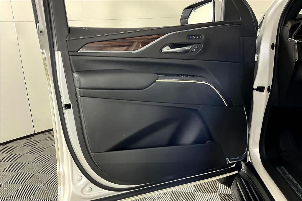 used 2023 Cadillac Escalade car, priced at $68,995