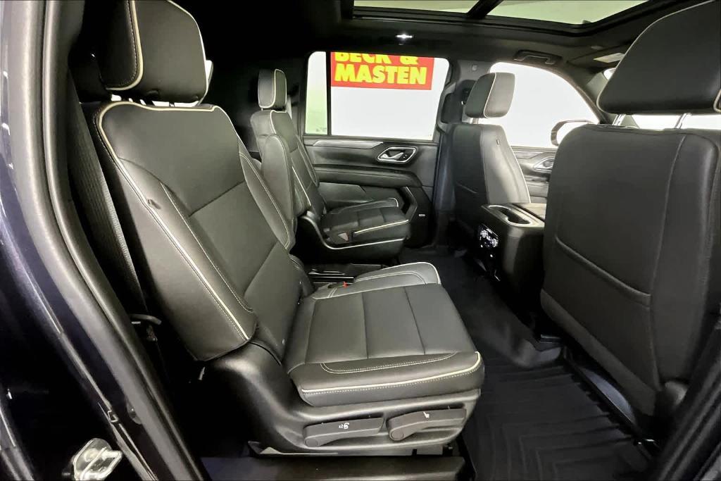 used 2023 GMC Yukon XL car, priced at $55,595