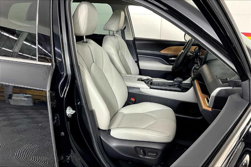 used 2024 Toyota Grand Highlander car, priced at $53,695