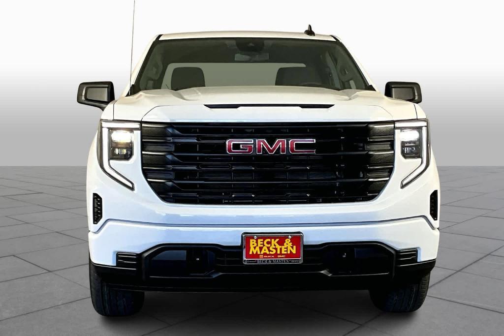 new 2025 GMC Sierra 1500 car, priced at $40,178