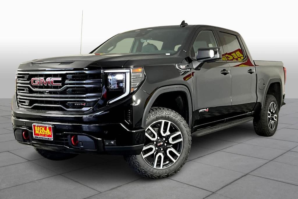 new 2025 GMC Sierra 1500 car, priced at $69,378