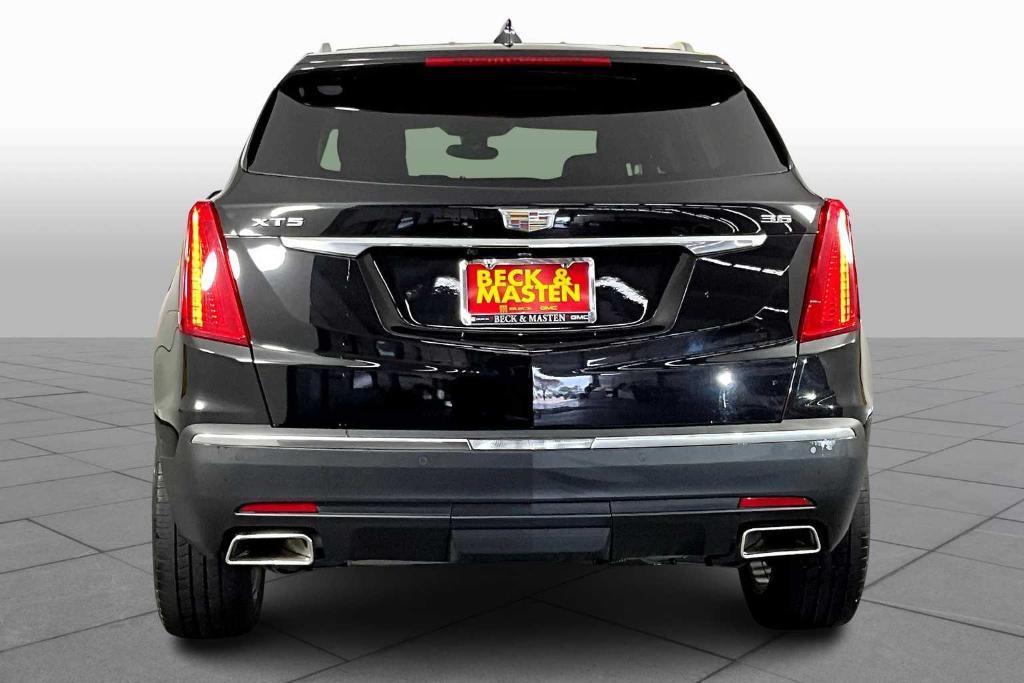 used 2017 Cadillac XT5 car, priced at $13,995