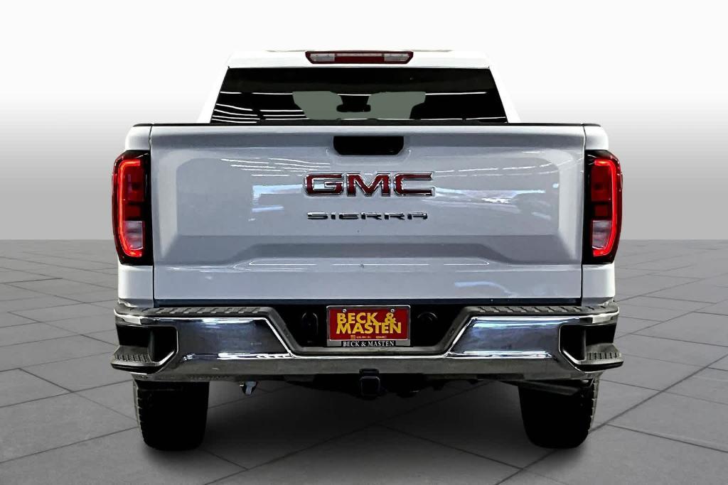 new 2024 GMC Sierra 1500 car, priced at $45,713