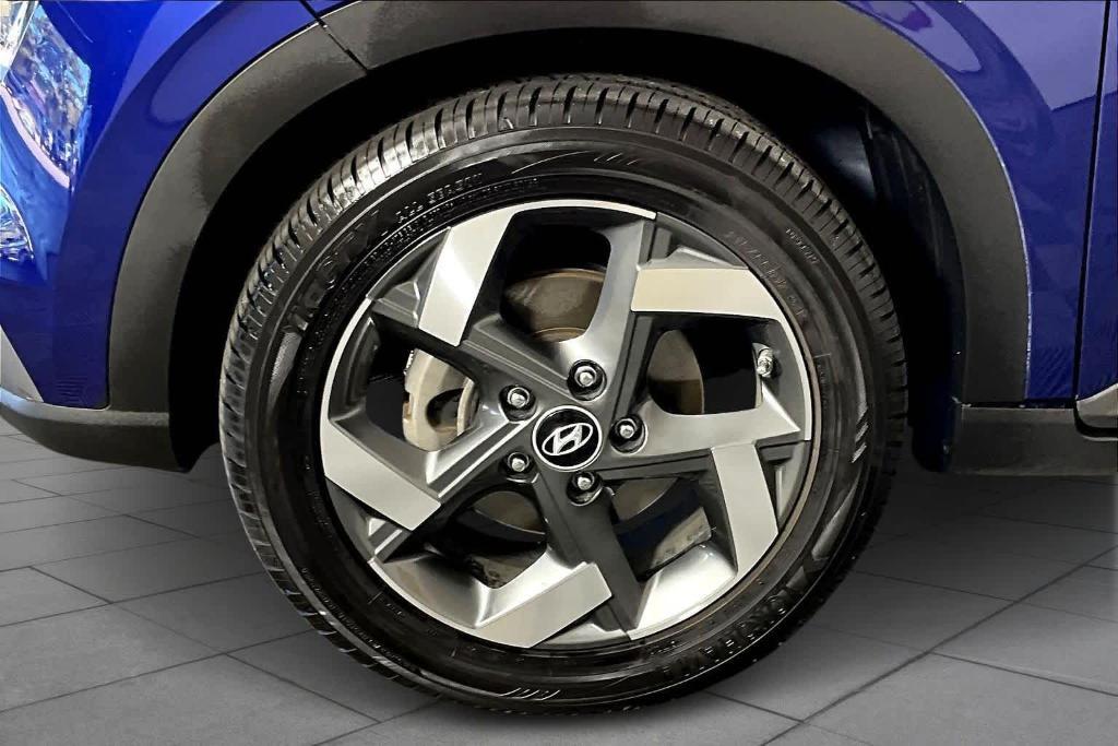 used 2021 Hyundai Venue car, priced at $13,995