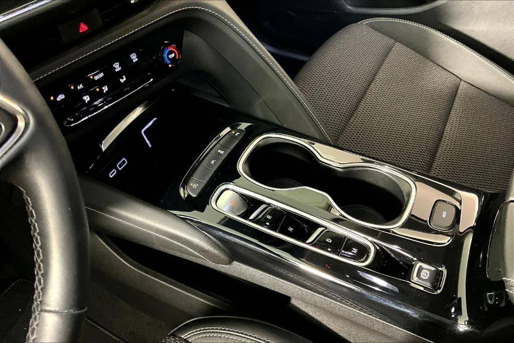 used 2022 Buick Envision car, priced at $23,745