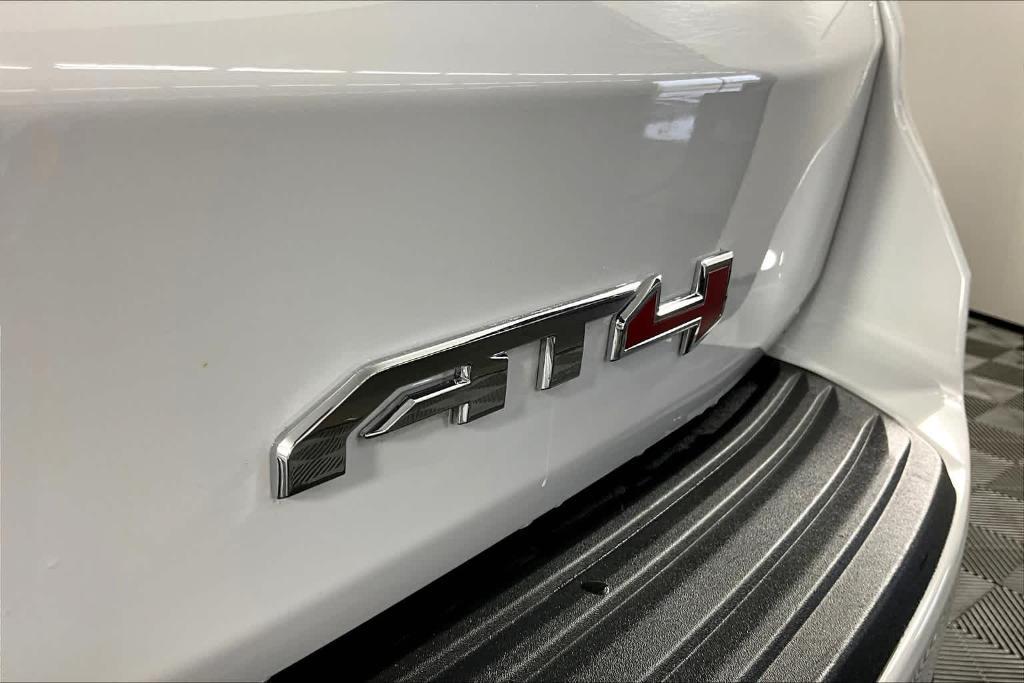 used 2022 GMC Yukon car, priced at $48,405