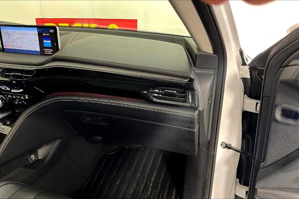 used 2023 Acura MDX car, priced at $41,189