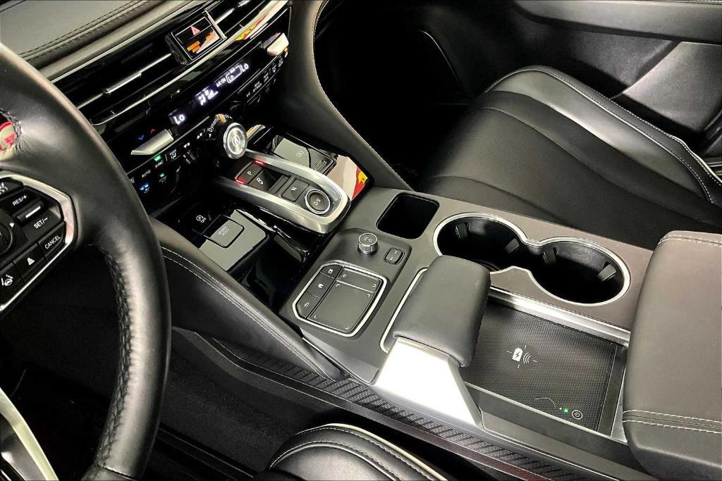 used 2023 Acura MDX car, priced at $41,189