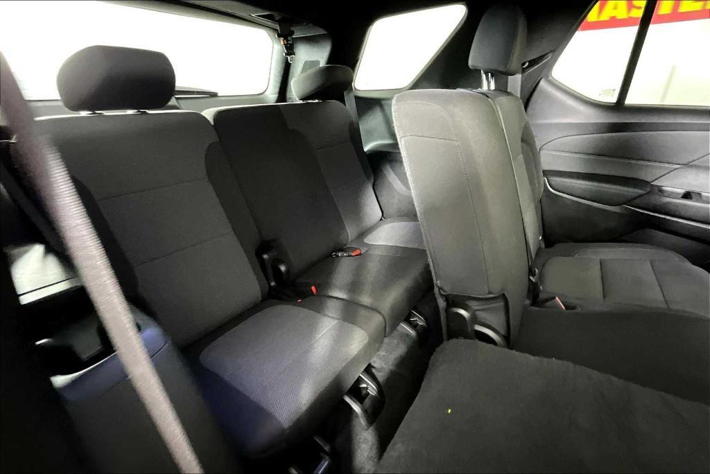 used 2023 Chevrolet Traverse car, priced at $28,625