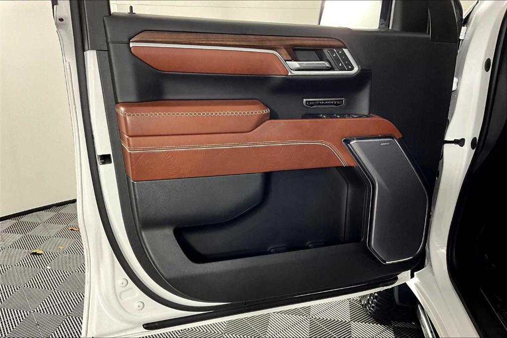used 2022 GMC Sierra 1500 car, priced at $52,405