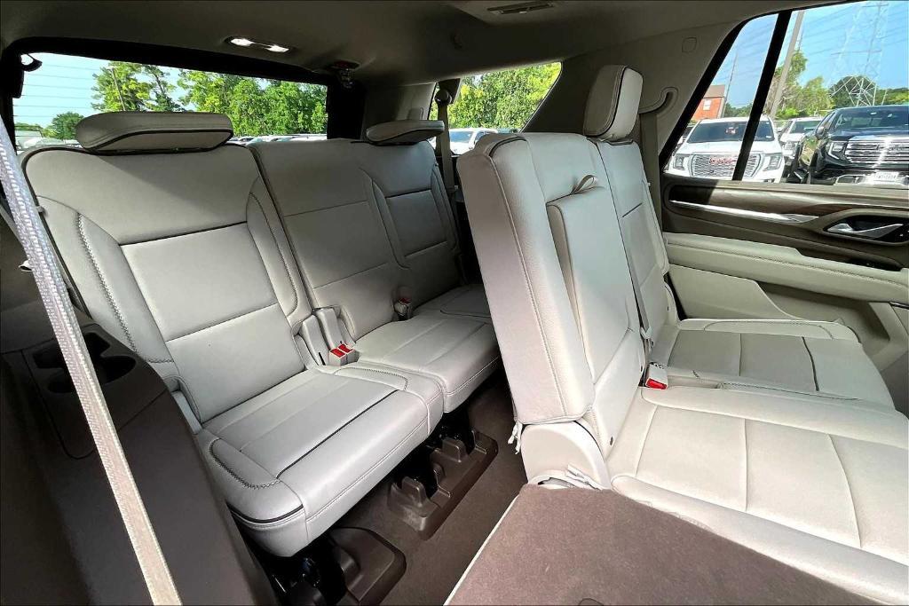 used 2022 GMC Yukon car, priced at $57,495