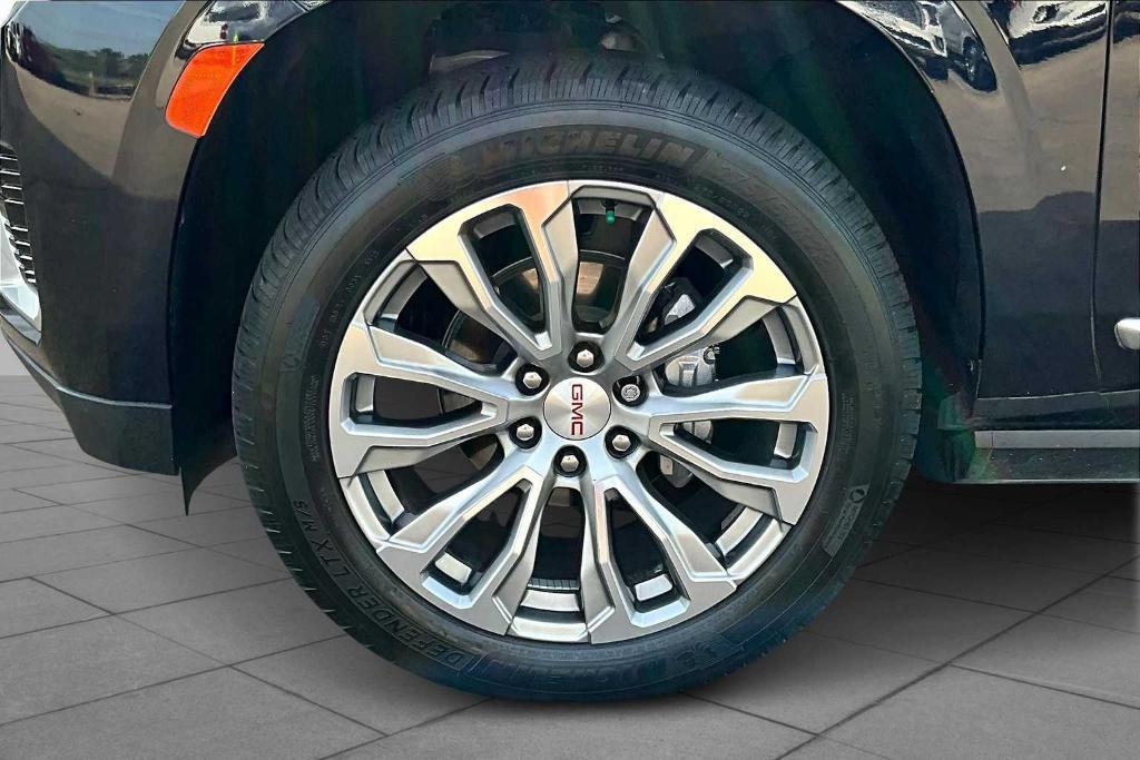 used 2022 GMC Yukon car, priced at $57,495