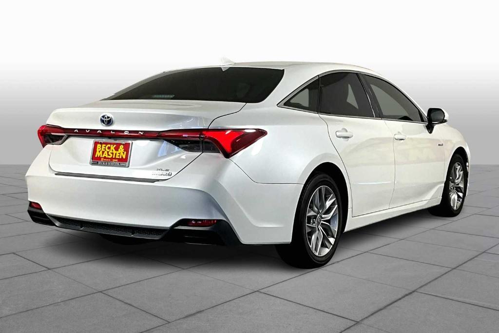 used 2021 Toyota Avalon Hybrid car, priced at $25,585