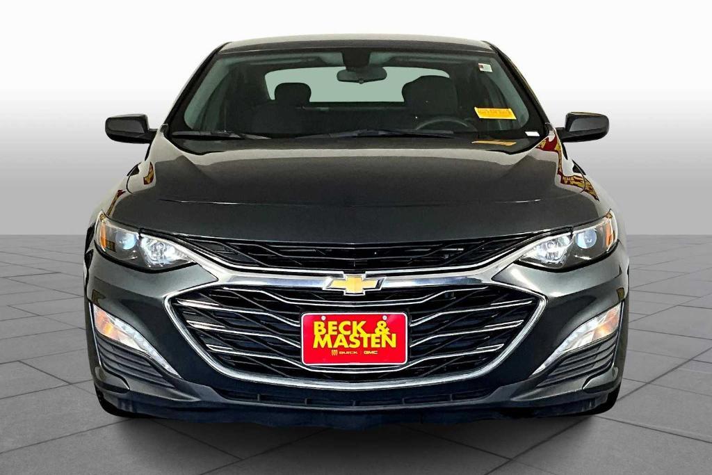 used 2021 Chevrolet Malibu car, priced at $13,957