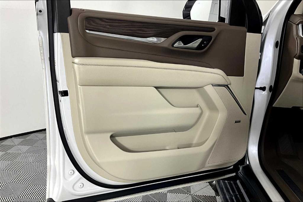 used 2022 GMC Yukon XL car, priced at $54,945