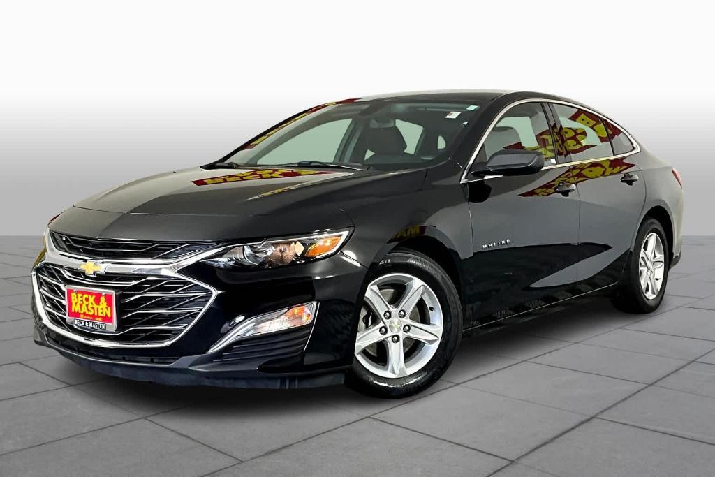 used 2020 Chevrolet Malibu car, priced at $15,695