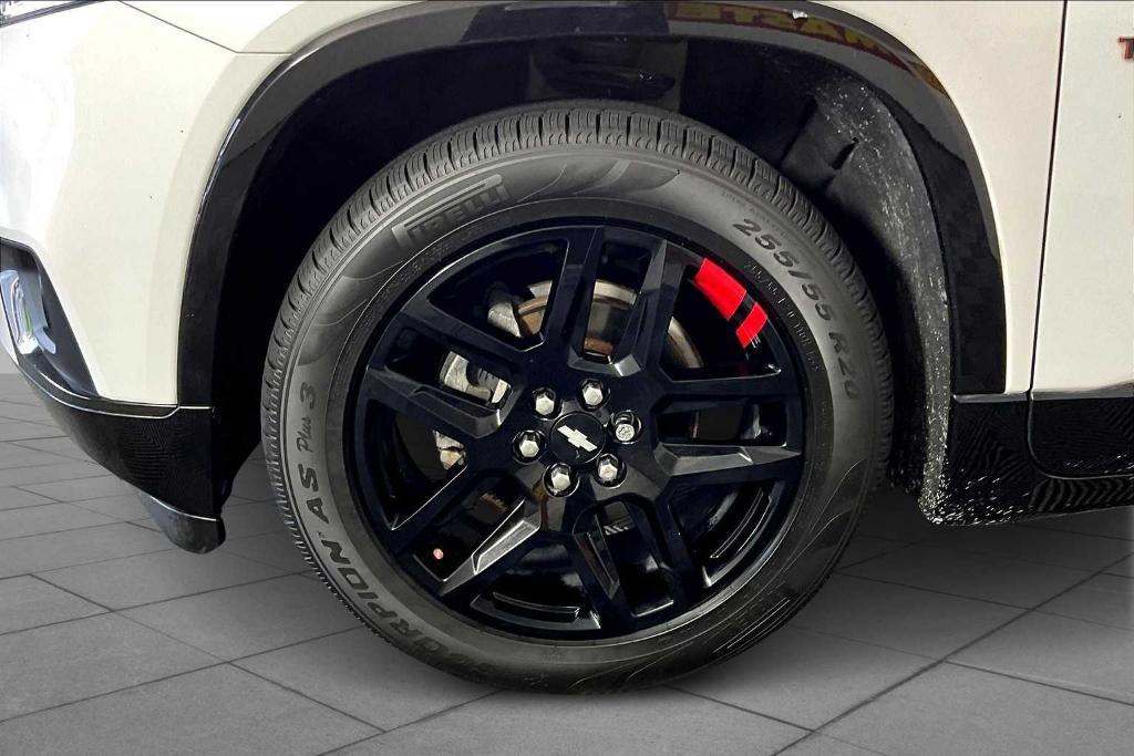 used 2018 Chevrolet Traverse car, priced at $19,414