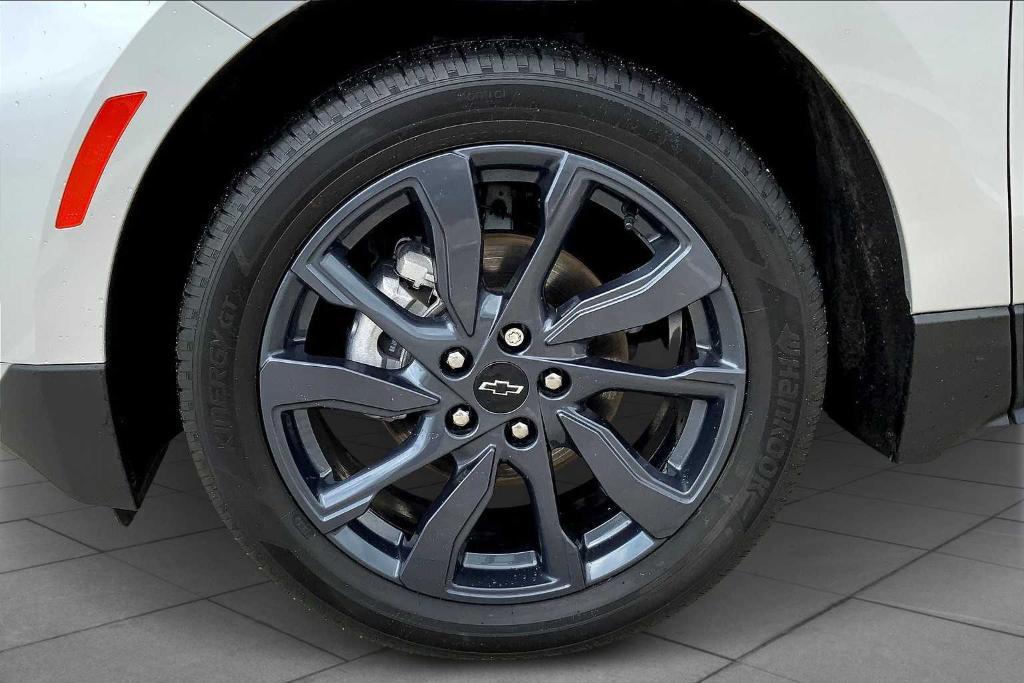 used 2022 Chevrolet Equinox car, priced at $18,965