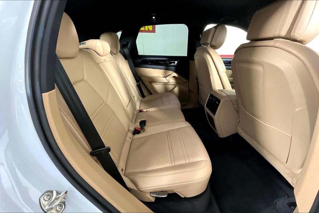 used 2019 Porsche Cayenne car, priced at $41,895