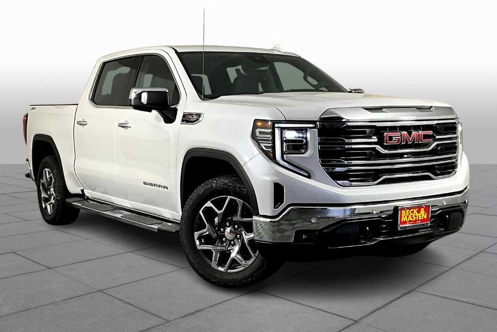 new 2025 GMC Sierra 1500 car, priced at $66,644