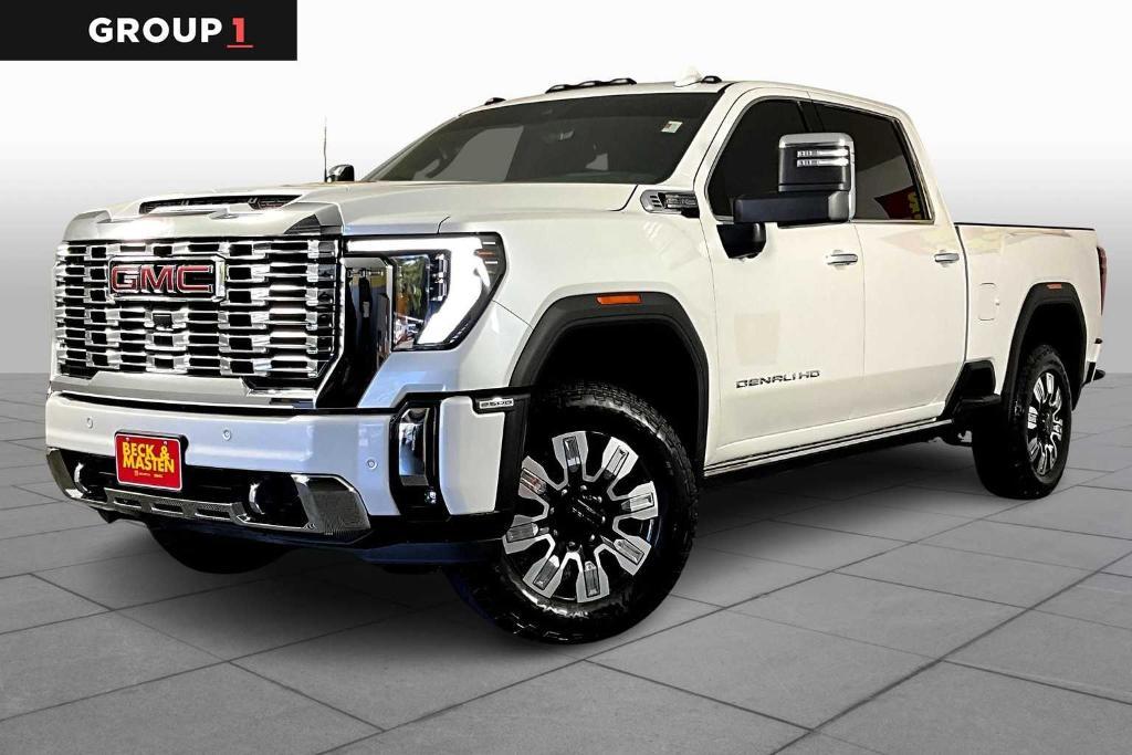 used 2025 GMC Sierra 2500 car, priced at $73,895