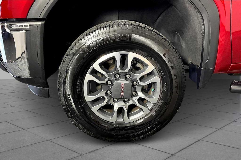 used 2024 GMC Sierra 2500 car, priced at $52,405