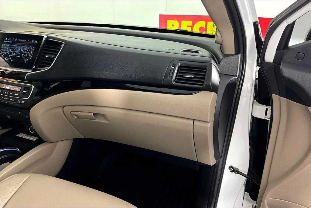 used 2021 Honda Pilot car, priced at $31,611