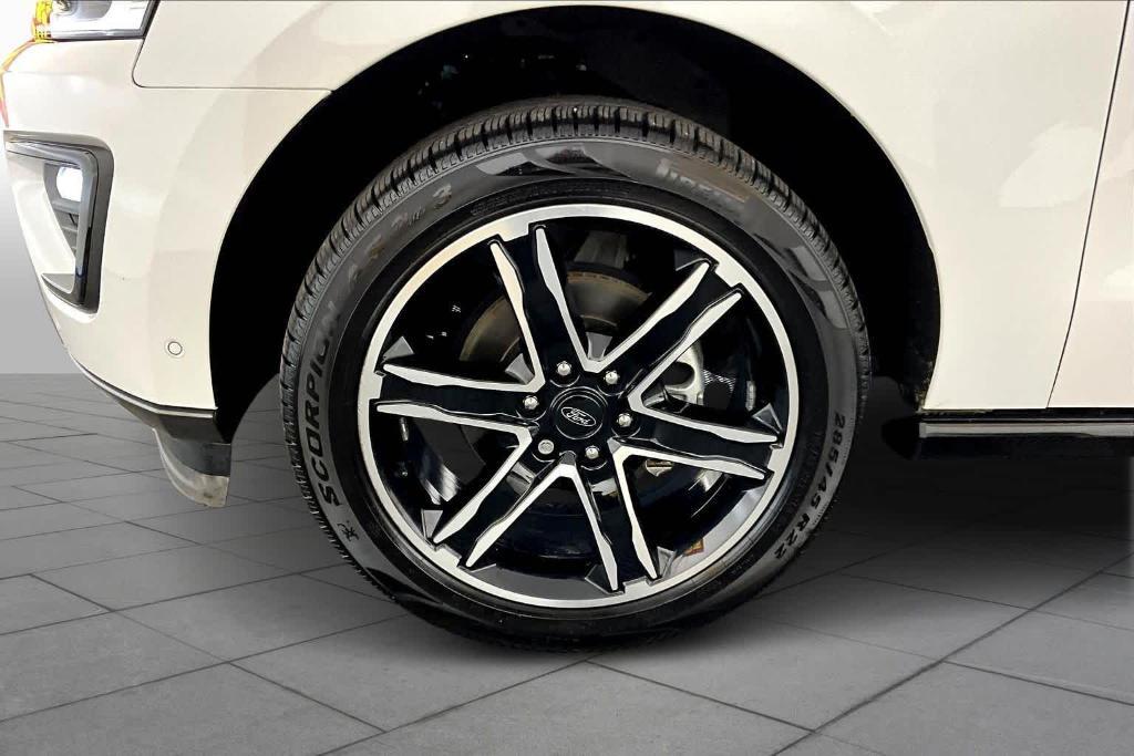 used 2021 Ford Expedition car, priced at $40,405