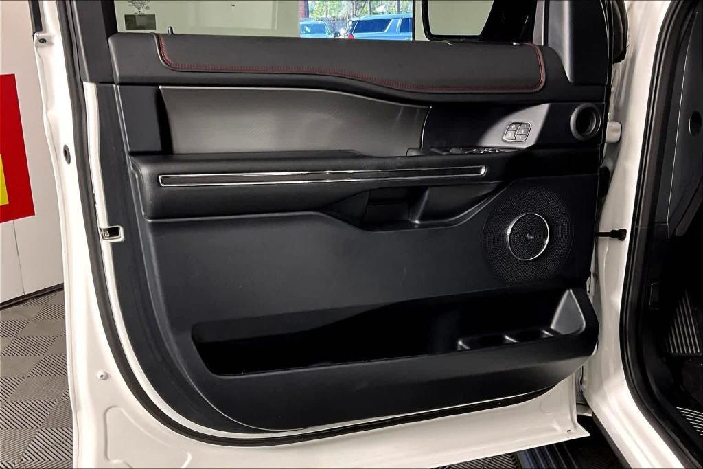 used 2021 Ford Expedition car, priced at $40,405