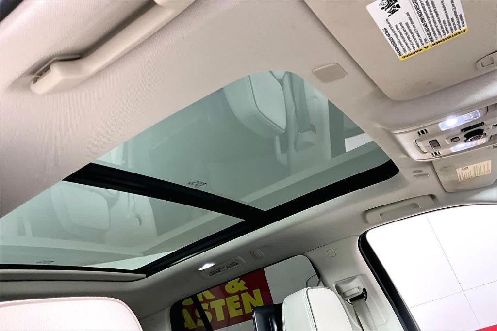 used 2023 GMC Yukon car, priced at $58,645