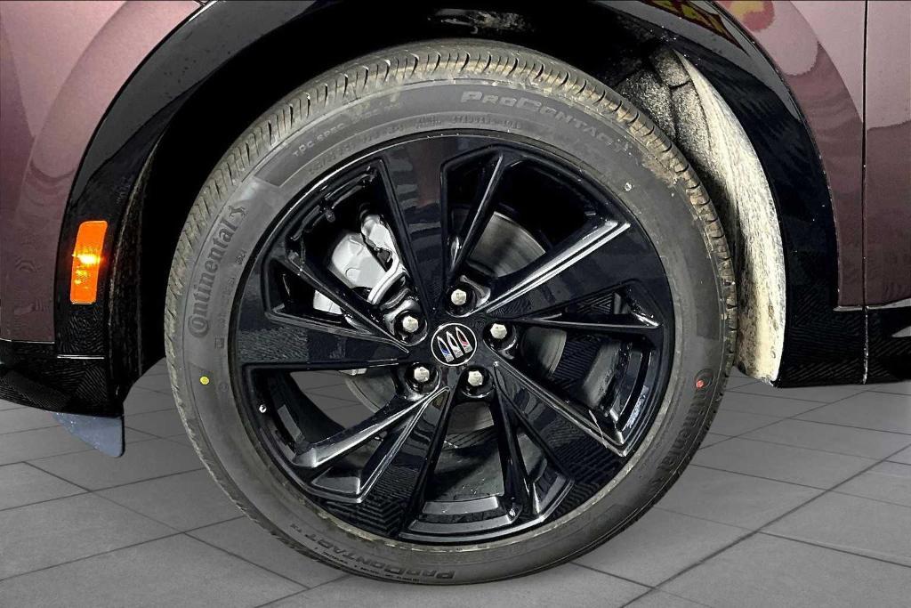 new 2025 Buick Envision car, priced at $40,973