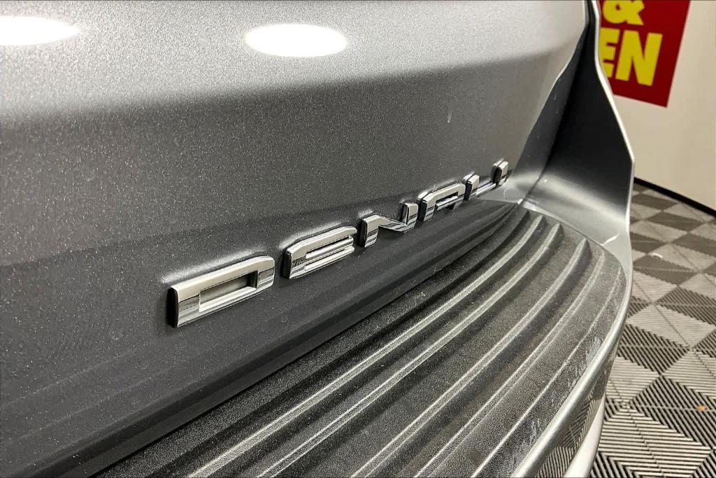 used 2022 GMC Yukon XL car, priced at $47,996