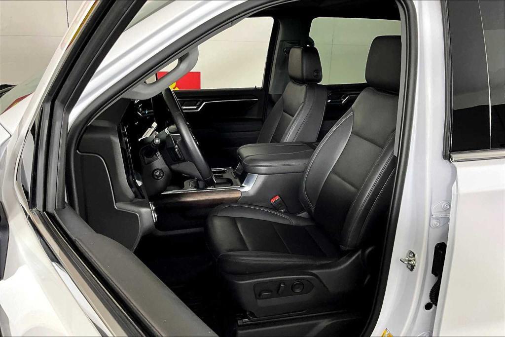 used 2023 GMC Sierra 1500 car, priced at $48,405