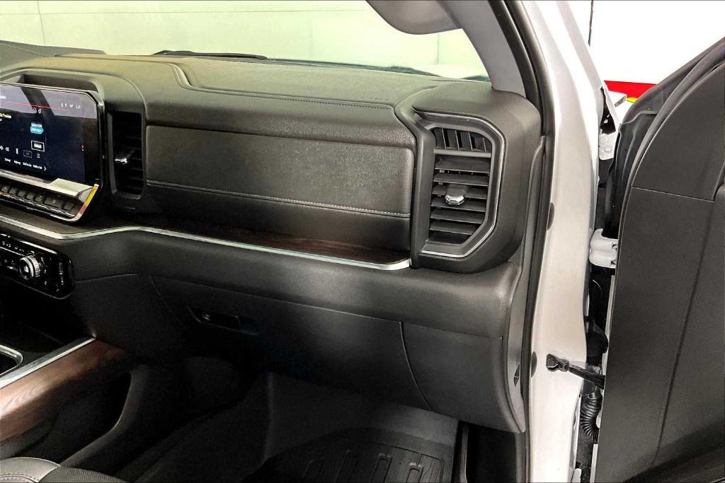 used 2023 GMC Sierra 1500 car, priced at $48,405